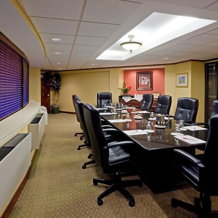 Crowne Plaza Edison By Ihg Hotell Exteriör bild