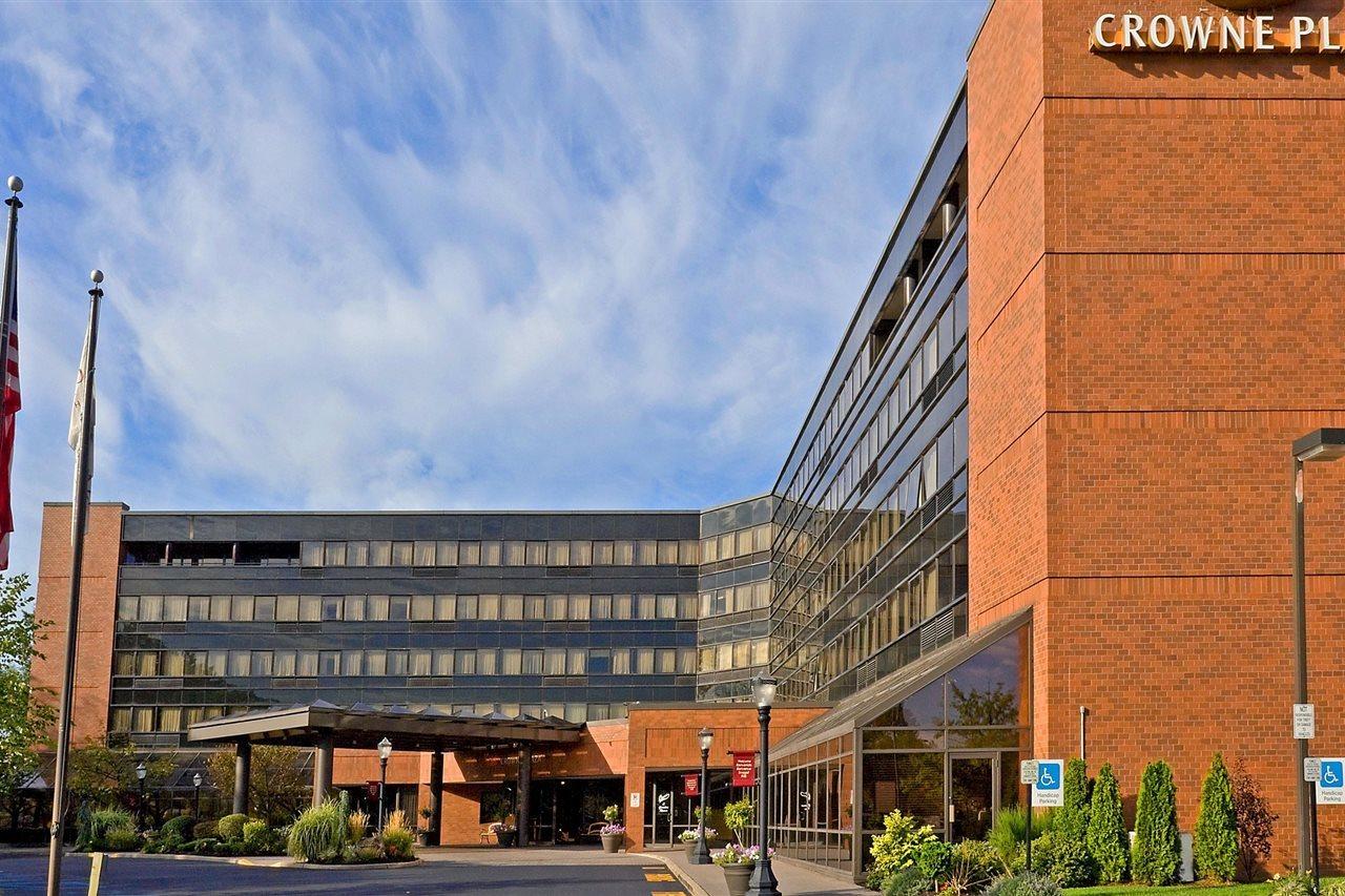 Crowne Plaza Edison By Ihg Hotell Exteriör bild