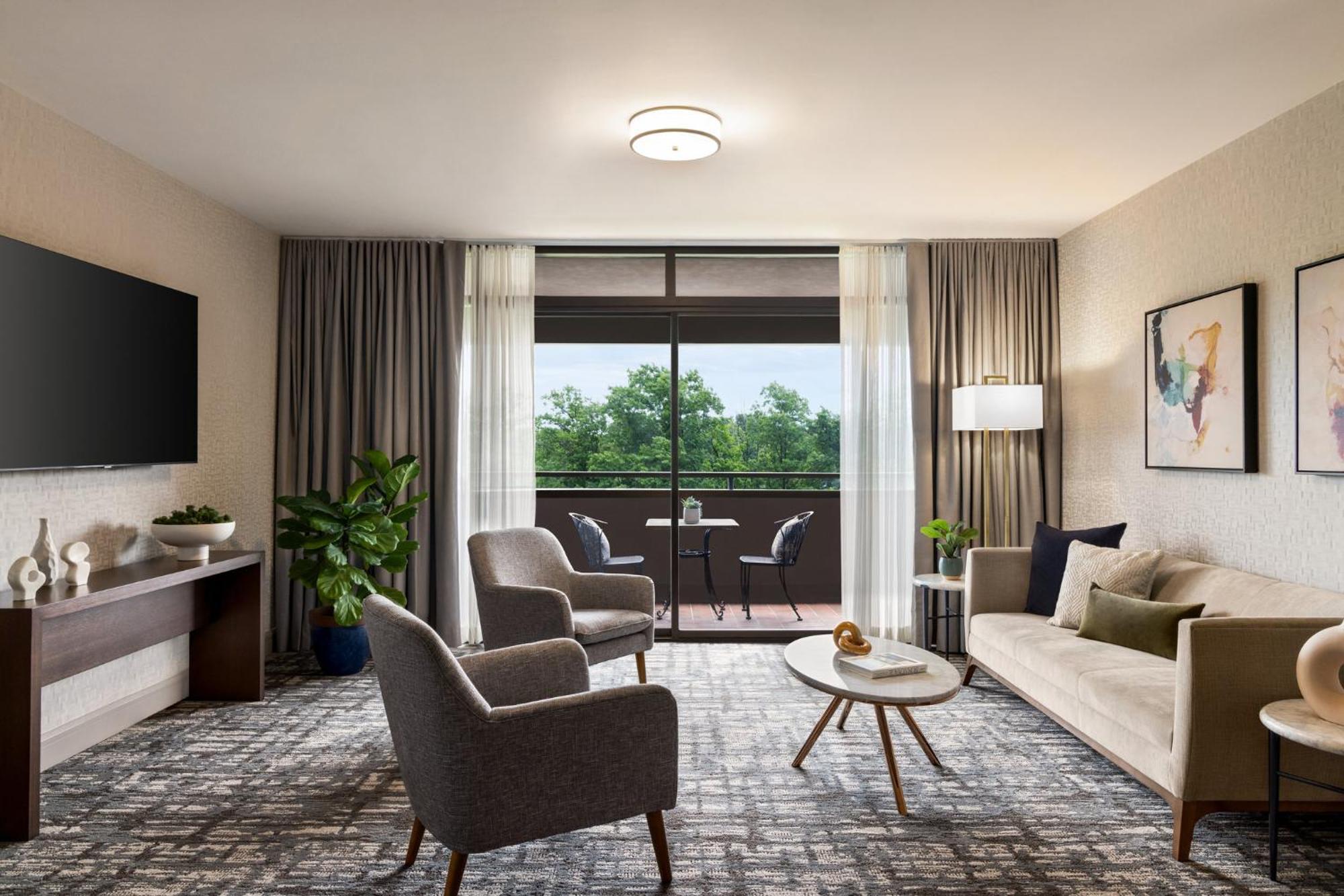 Crowne Plaza Edison By Ihg Hotell Exteriör bild